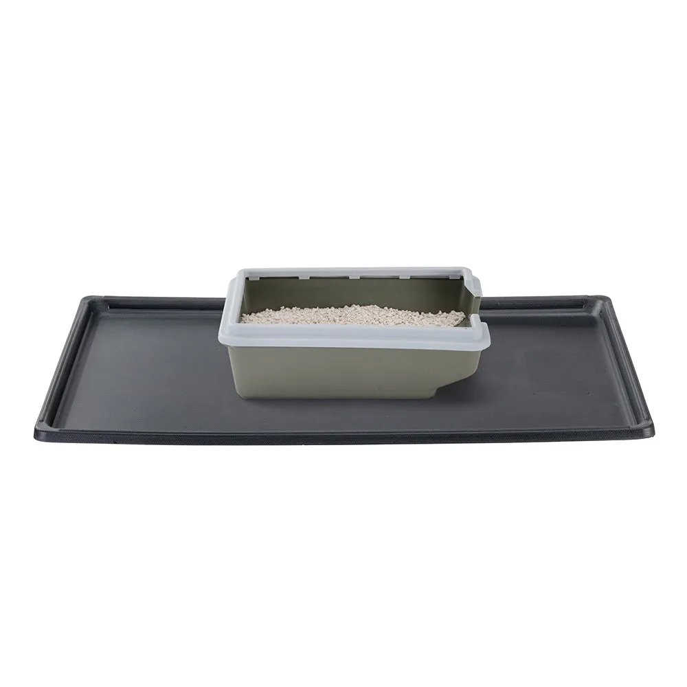 PLASTIC TRAY